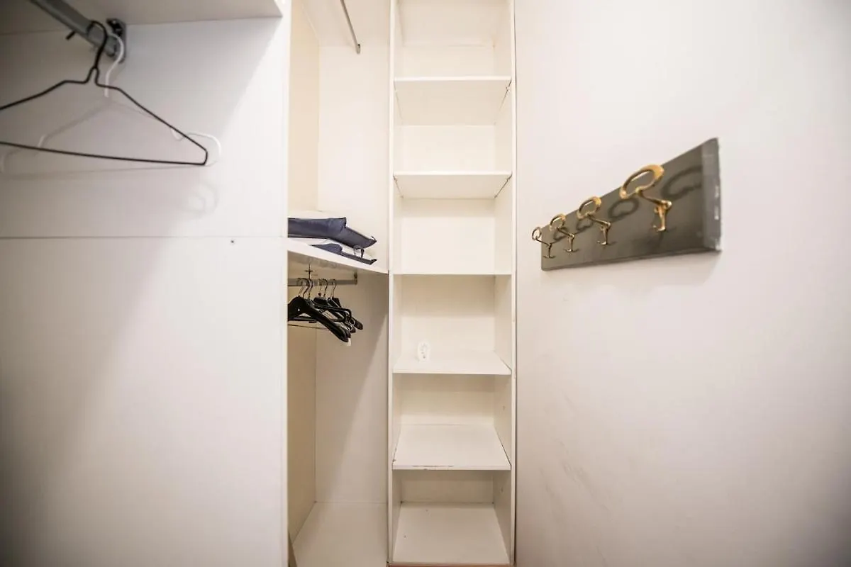 Shortmi Buenos Aires Apartment Milan Italy