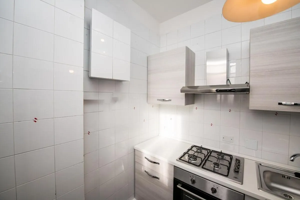 Shortmi Buenos Aires Apartment Milan
