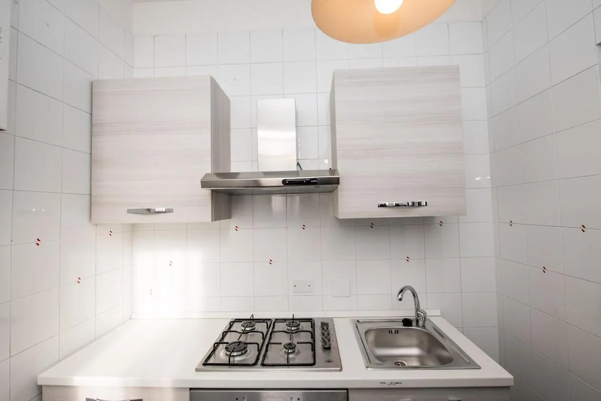 Shortmi Buenos Aires Apartment Milan Italy
