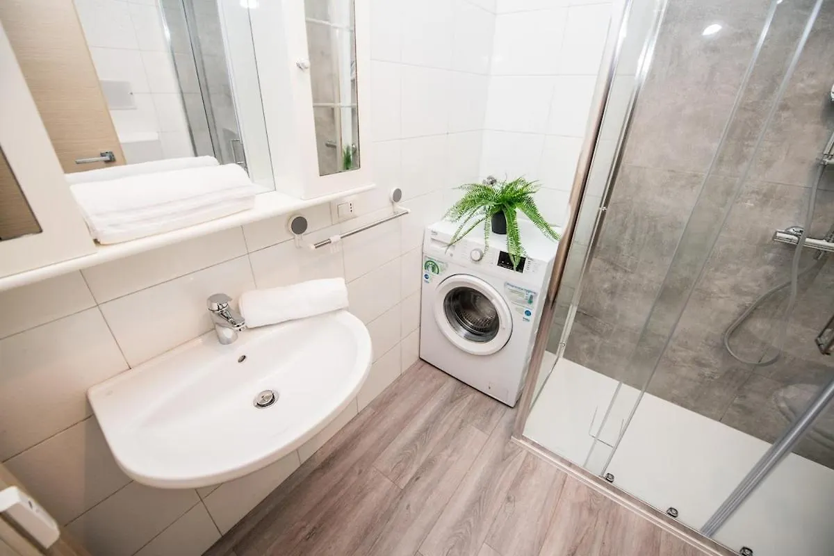 Shortmi Buenos Aires Apartment Milan Italy