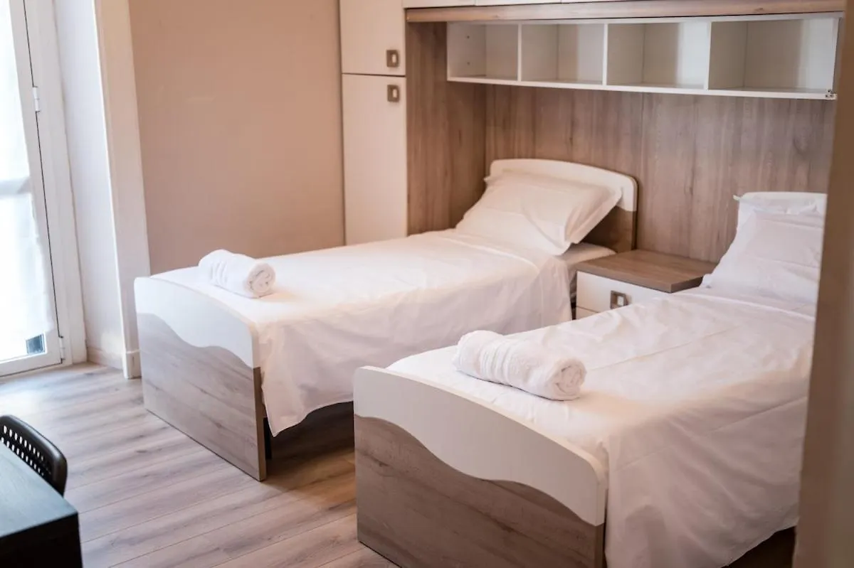 Shortmi Buenos Aires Apartment Milan 0*,  Italy